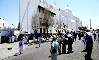 خیل عظیم زائران در مسجد قبلتین مدینه منوره