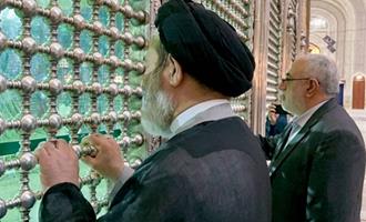 با حضور در حرم بنیانگذار انقلاب اسلامی انجام شد؛  ادای احترام مسئولان حوزه حج و زیارت به امام امت