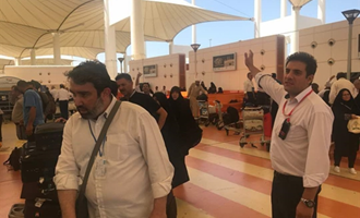 حضور زایران ایرانی در فرودگاه جده برای بازگشت به کشور