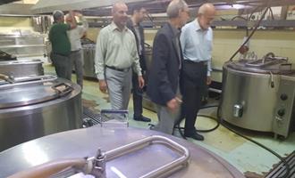 بازدید مدیر دفتر نمایندگی سازمان حج و زیارت در عراق از آشپزخانه پخت متمرکز