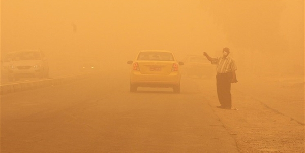 طوفان گرد و غبار در عراق؛ پروازهای بغداد و نجف متوقف شد+عکس 