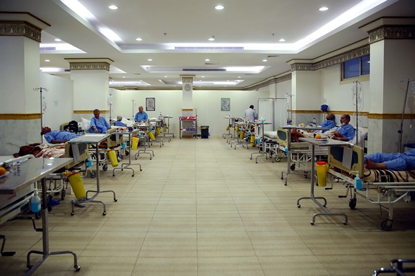 رییس مرکز پزشکی حج: زائران لباس نخی بپوشند و شب ها به زیارت بروند